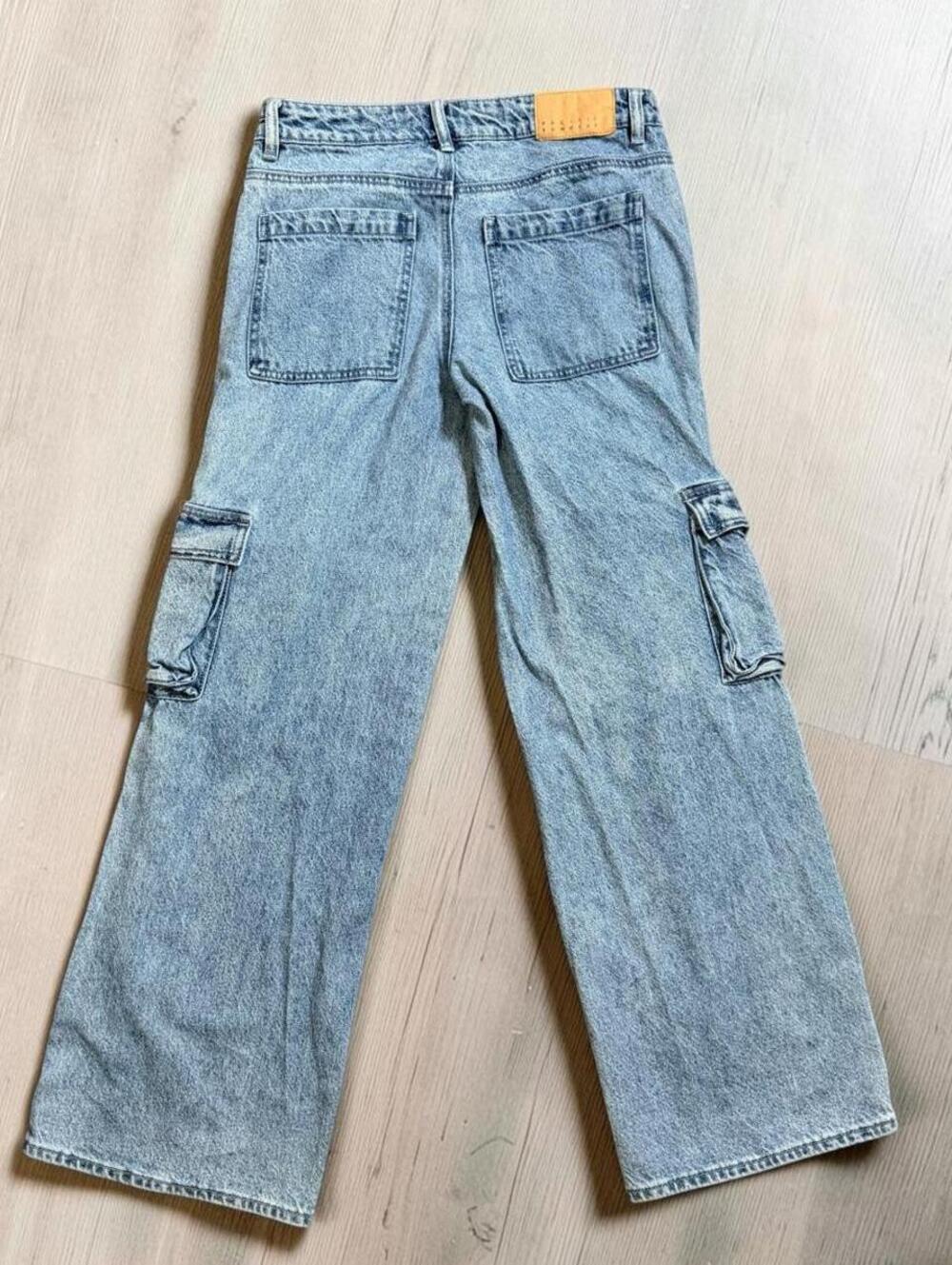 PacSun Casey Low Rise Baggy Jeans Light Wash Wide Leg Size 26 - Picture 7 of 8